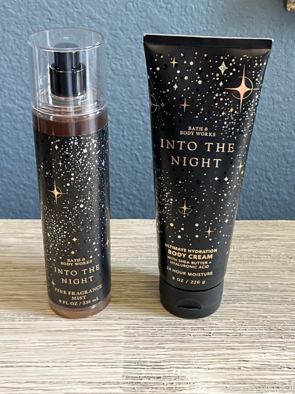 Bath & Body Works Into The Night Mist & Body Cream - Black with Gold Accents